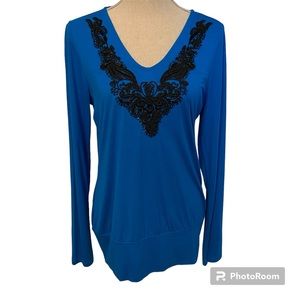 CACHE TOP TURQUOISE BLUE STRETCH LONG SLEEVE TEE BLACK BEADED V-NECK Size M